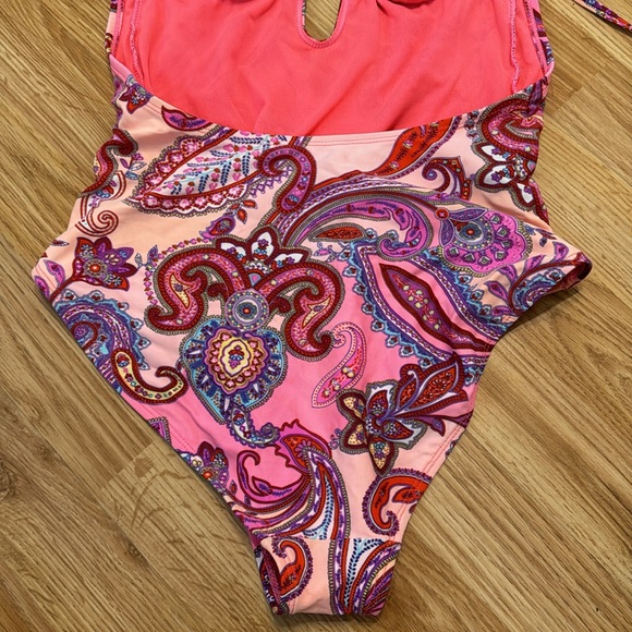 One piece swimsuit - size S - Picture 8 of 12